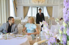 French restaurant Comme Il Faut